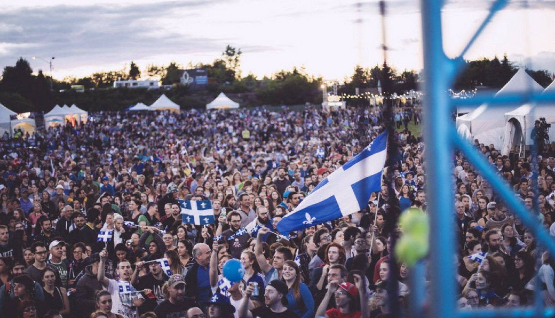 LA CHANSON AU QUEBEC : IDENTITÉ ET RÉSISTANCE