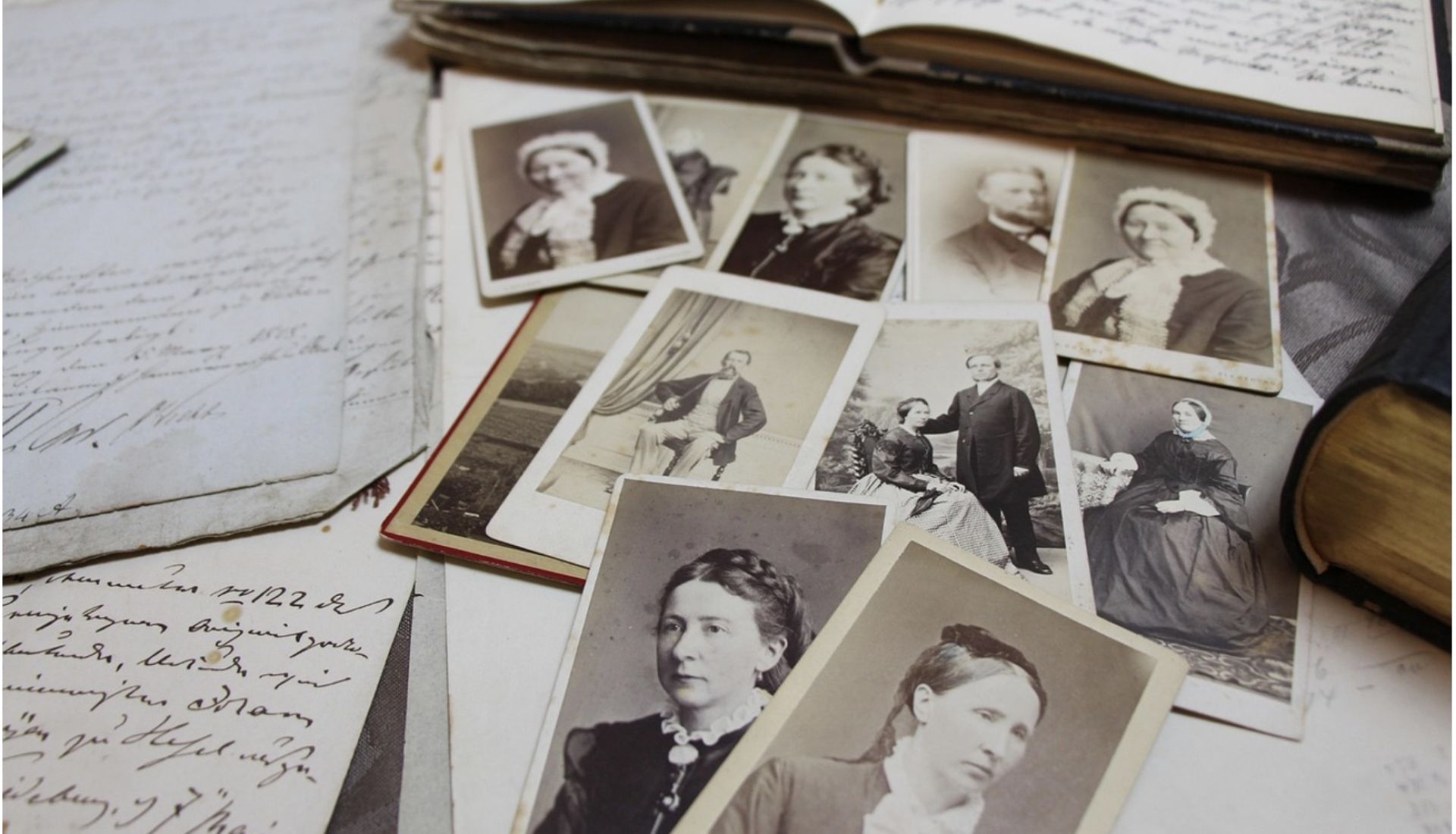LE TOURNANT AUTOBIOGRAPHIQUE : DE LA CLANDESTINITÉ À L'UBIQUITÉ